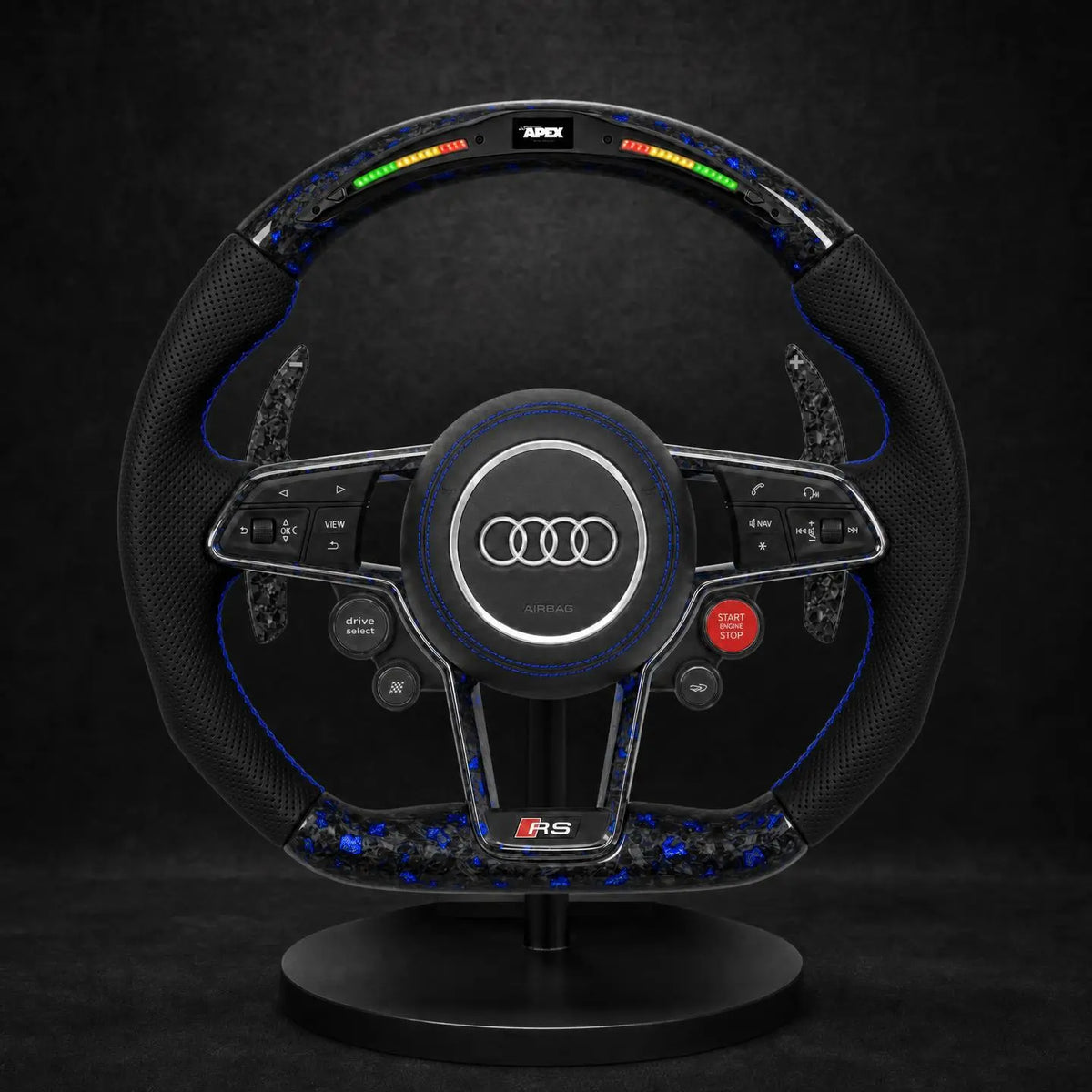 Volant personnalisé Audi TT RS — carbone forgé bleu, shift light LED, surpiqûres bleues